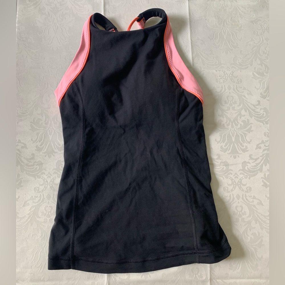 Lululemon tank top